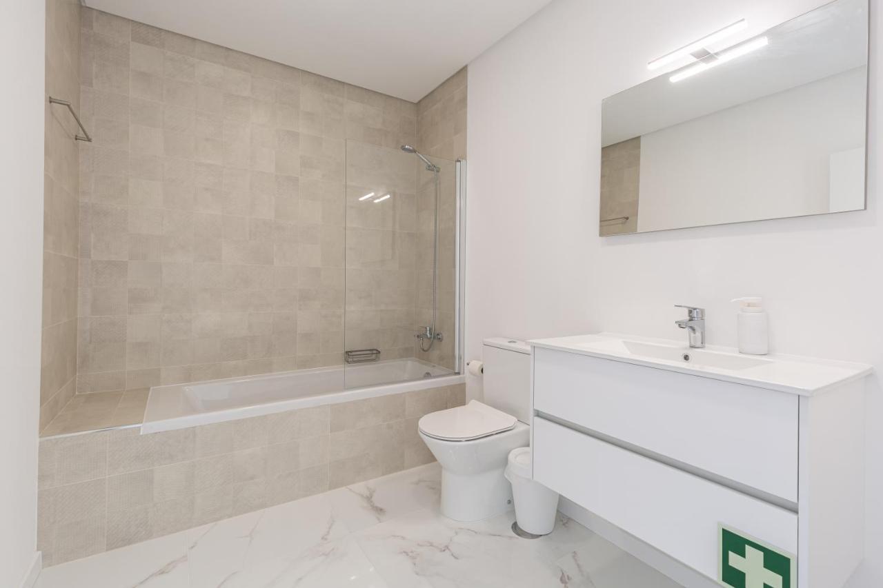 Villa Tapisco With Private Pool Лорінян Екстер'єр фото